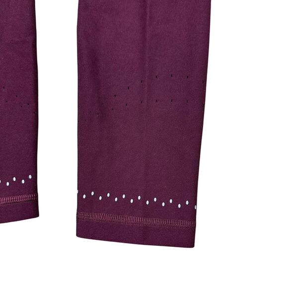 LULULEMON Zoned in Burgundy Cut Out Leggings Women's Size 4 Workout Gym - Picture 2 of 9